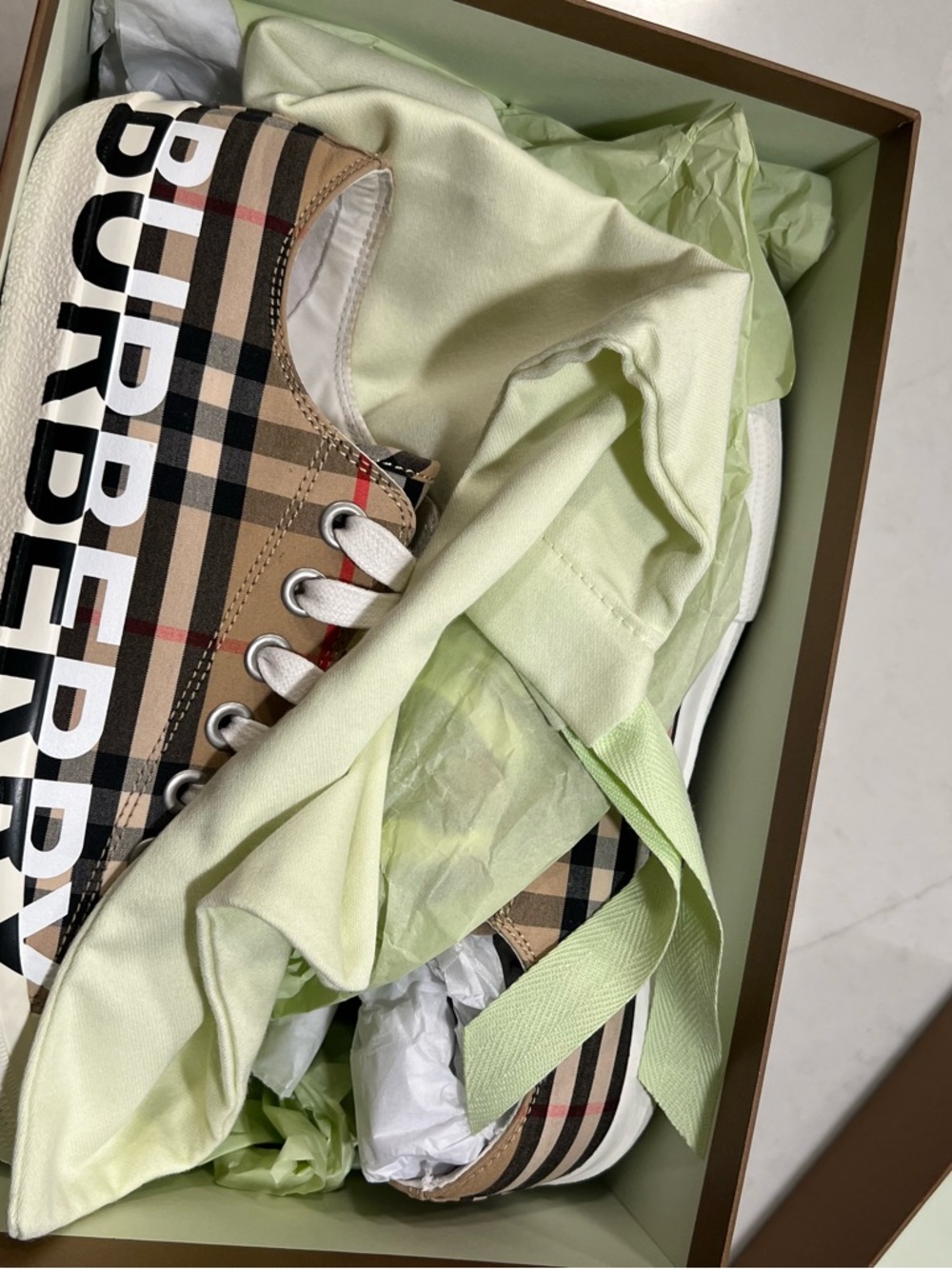 Burberry Beige/Black/Red Check Low-Top Sneakers with White Laces plaid larkhall